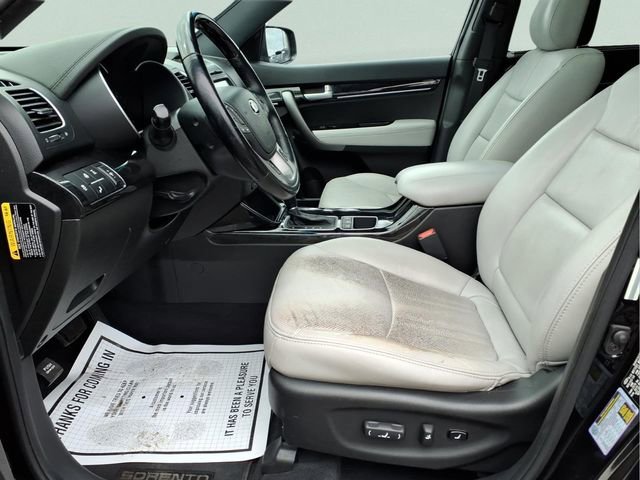 Used 2015 Kia Sorento SX image 21