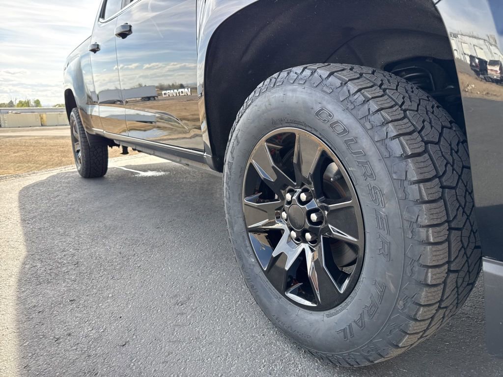 Used 2018 GMC Canyon SLE w/ SLE Convenience Package image 7