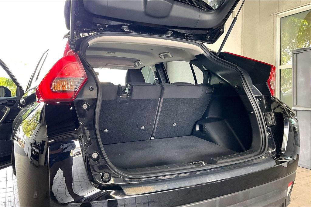 Used 2020 Mitsubishi Eclipse Cross LE image 18