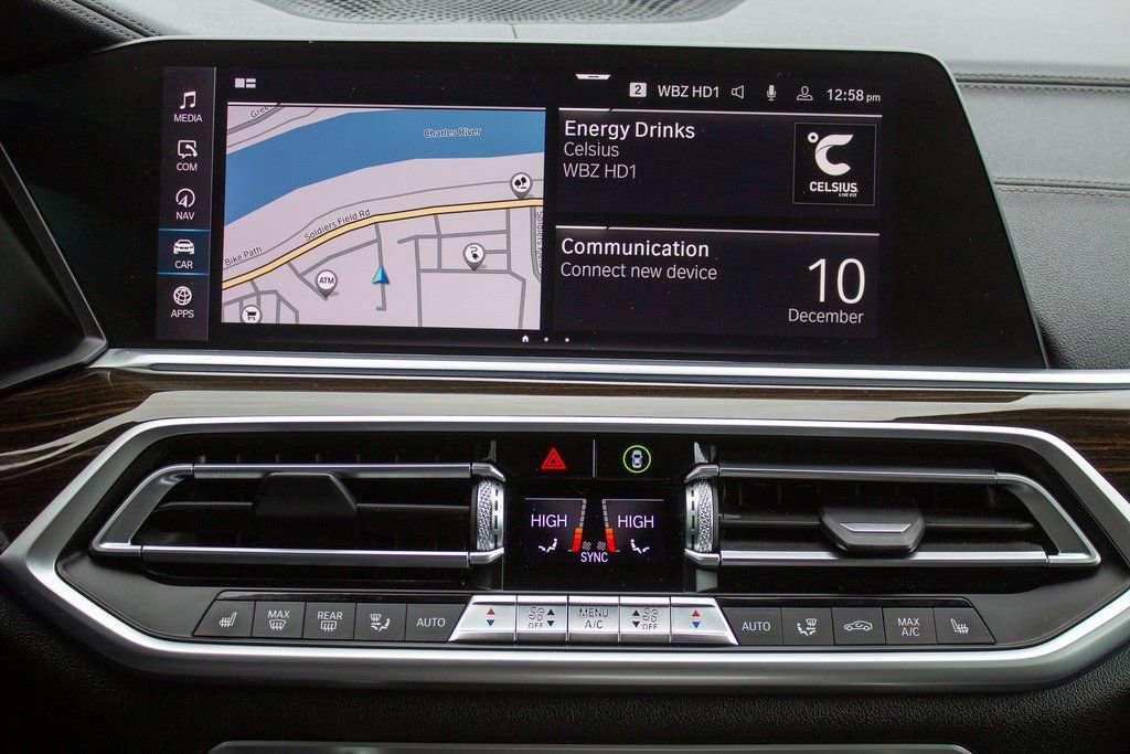 Used 2021 BMW X5 xDrive45e w/ Parking Assistance Package image 16