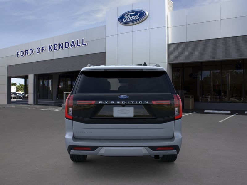 New 2026 Ford Expedition Platinum w/ Driver's Package AWD/4WD image 5