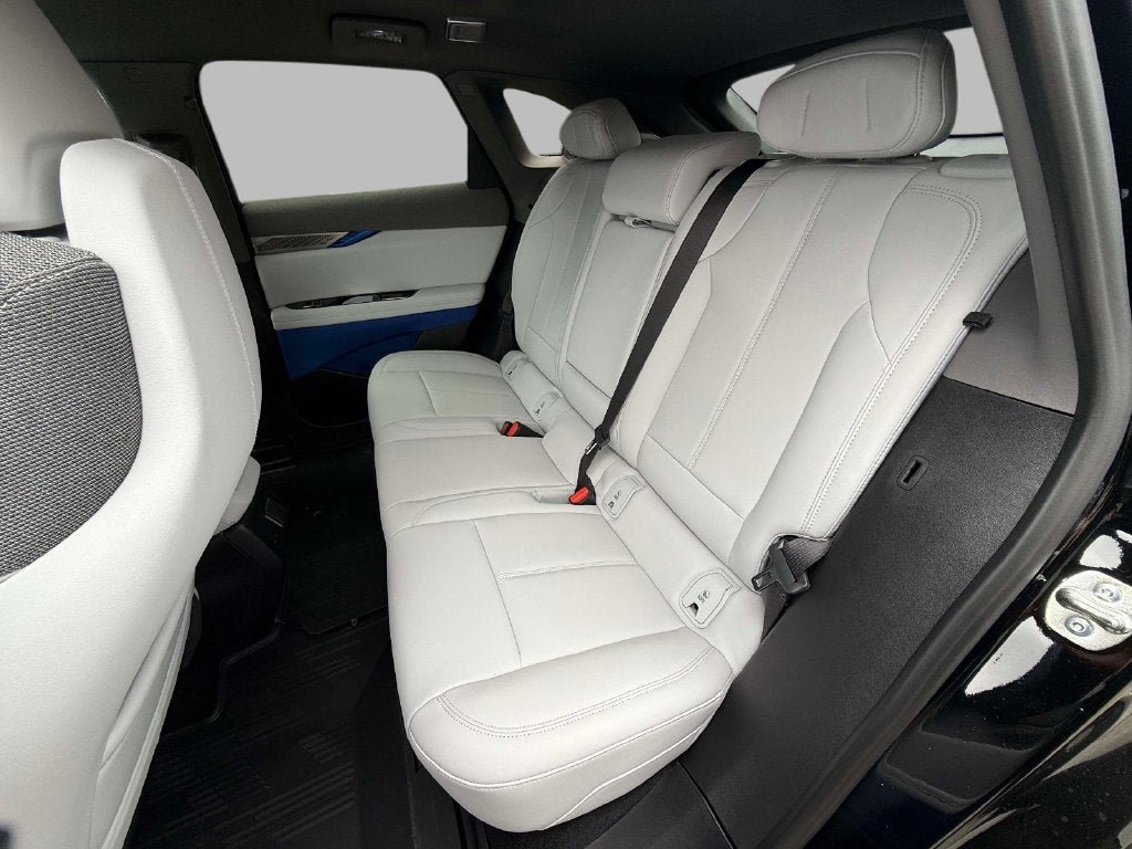 New 2027 Cadillac Optiq Luxury RWD image 3
