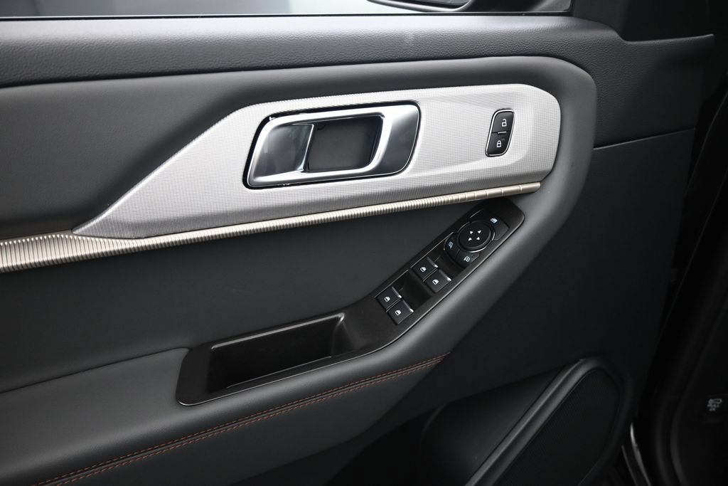 New 2026 Ford Explorer Active w/ Active Comfort Package RWD image 10