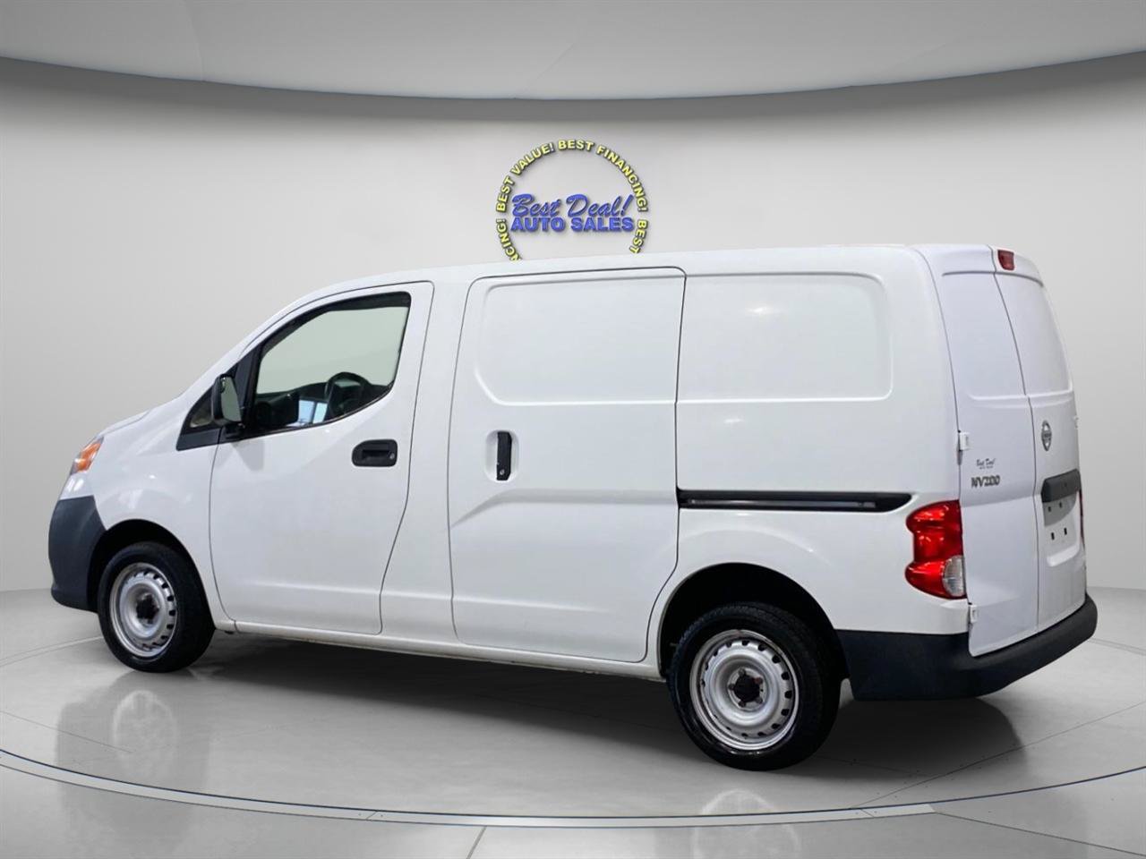Used 2014 Nissan NV200 S FWD image 3