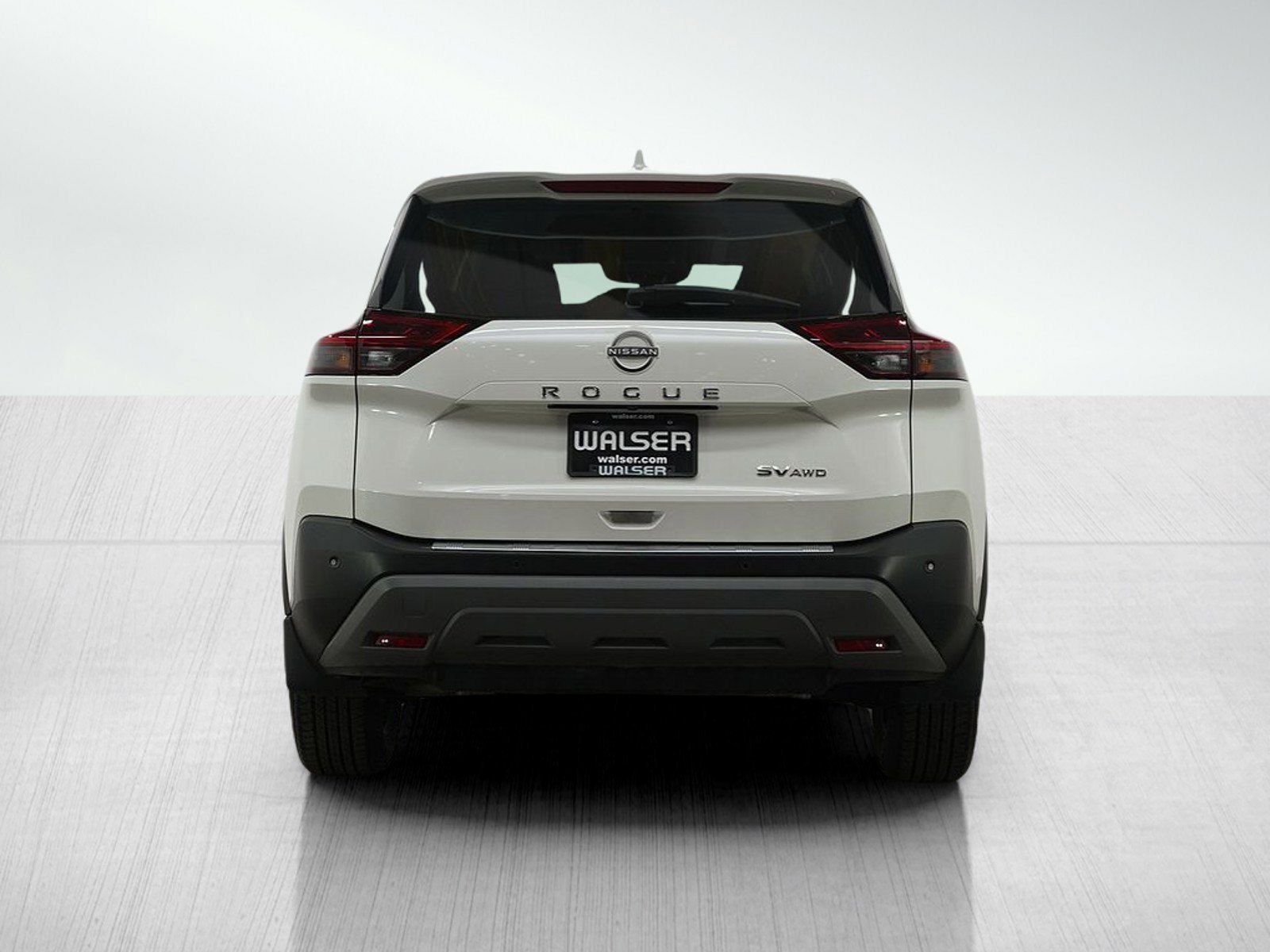 Used 2023 Nissan Rogue SV image 4