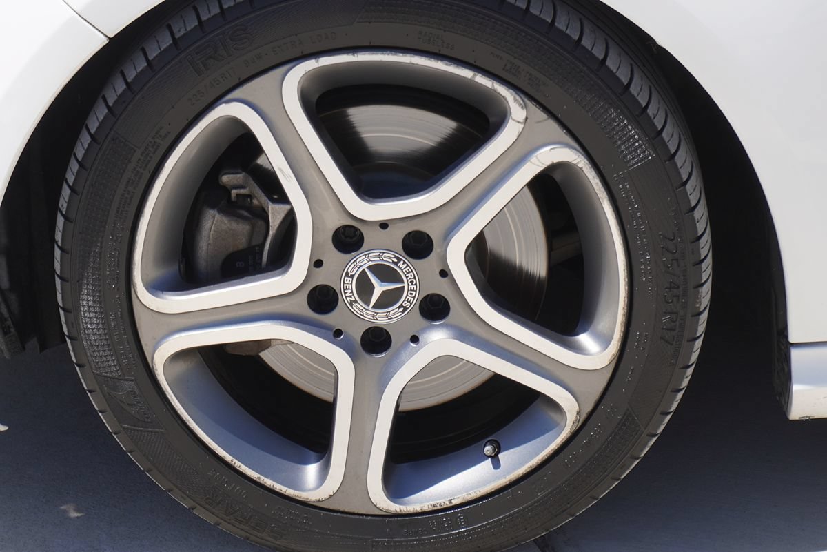 Used 2018 Mercedes-Benz CLA 250 image 4