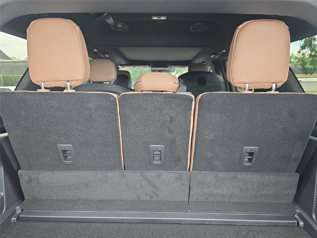 New 2026 Lincoln Navigator Black Label AWD/4WD image 11