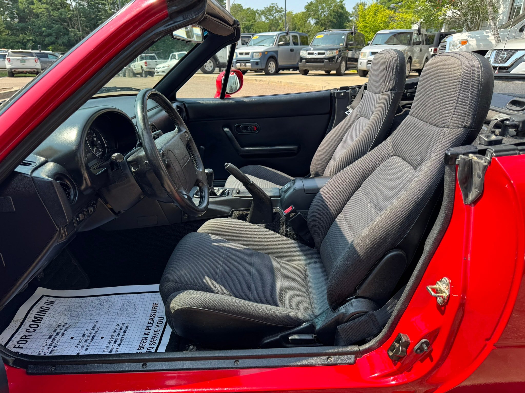 Used 1993 MAZDA MX-5 Miata RWD image 10
