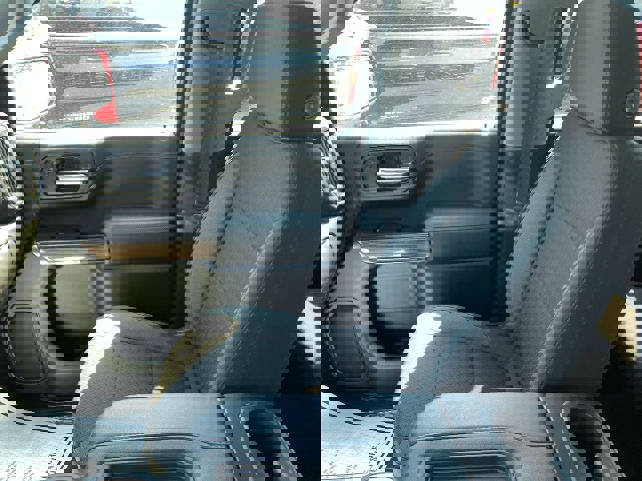 Used 2021 Chevrolet Silverado 1500 LT Trail Boss w/ Bed Protection Package image 30