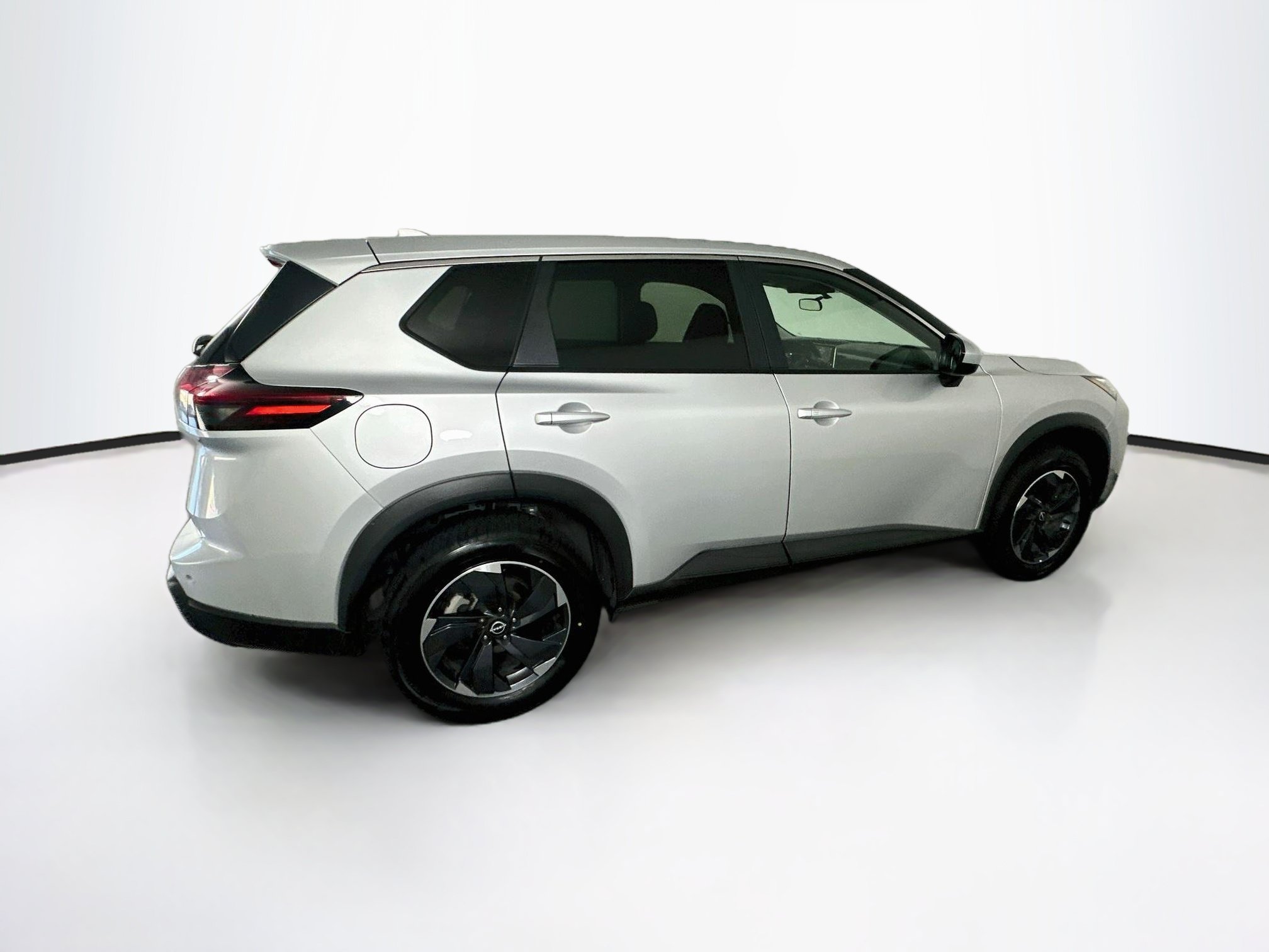 Used 2024 Nissan Rogue SV FWD image 10