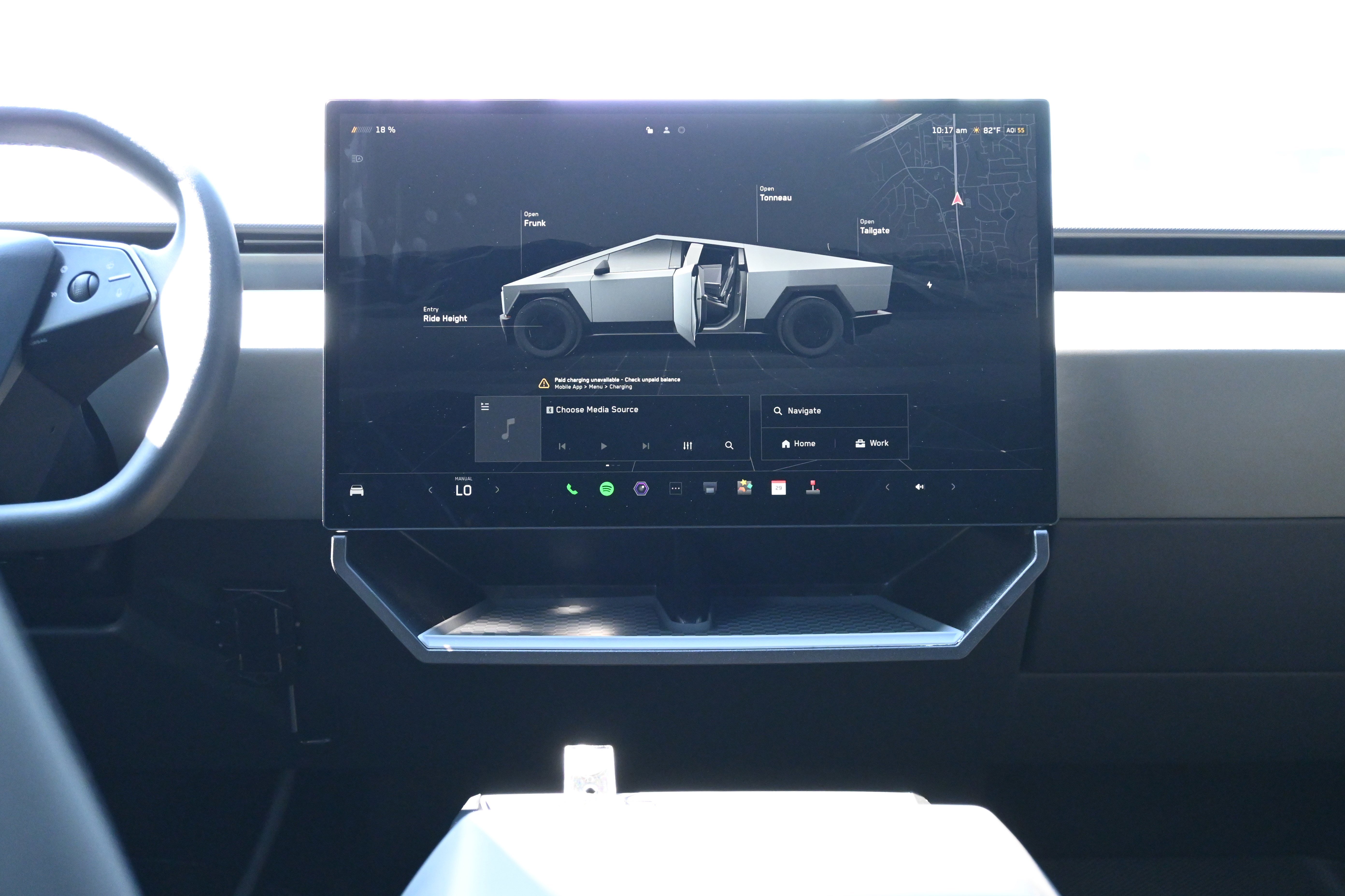 Used 2024 Tesla Cybertruck AWD Crew Cab image 29