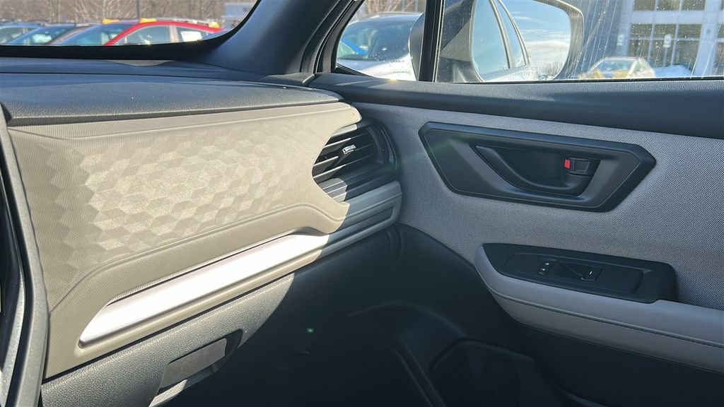 Certified 2025 Subaru Forester w/ Convenience Package #2 image 17