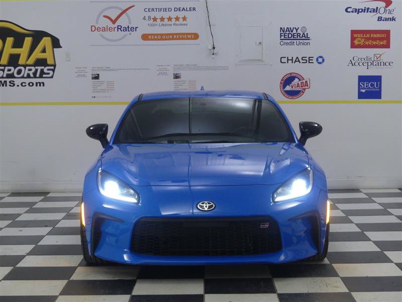 Used 2023 Toyota GR86 w/ ALL Weather Mat Package (TMS) RWD image 2