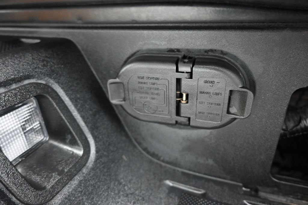 Used 2022 Toyota Tacoma TRD Off-Road RWD image 46