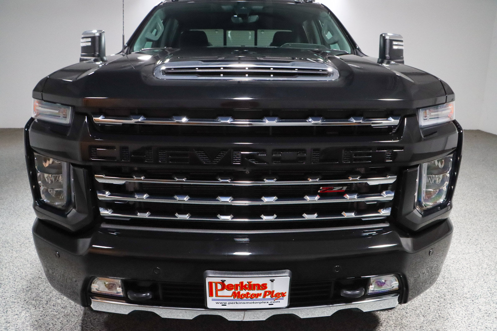 Used 2022 Chevrolet Silverado 2500 LTZ w/ Z71 Chrome Sport Edition AWD/4WD image 4