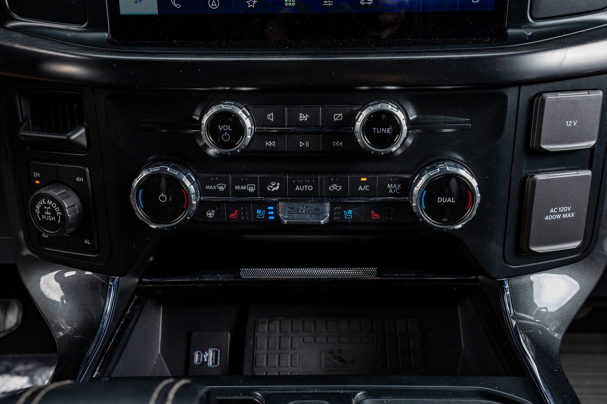 Used 2022 Ford F150 Lariat w/ Equipment Group 502A High image 27