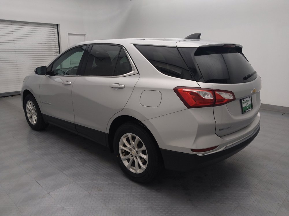 Used 2018 Chevrolet Equinox LT image 3
