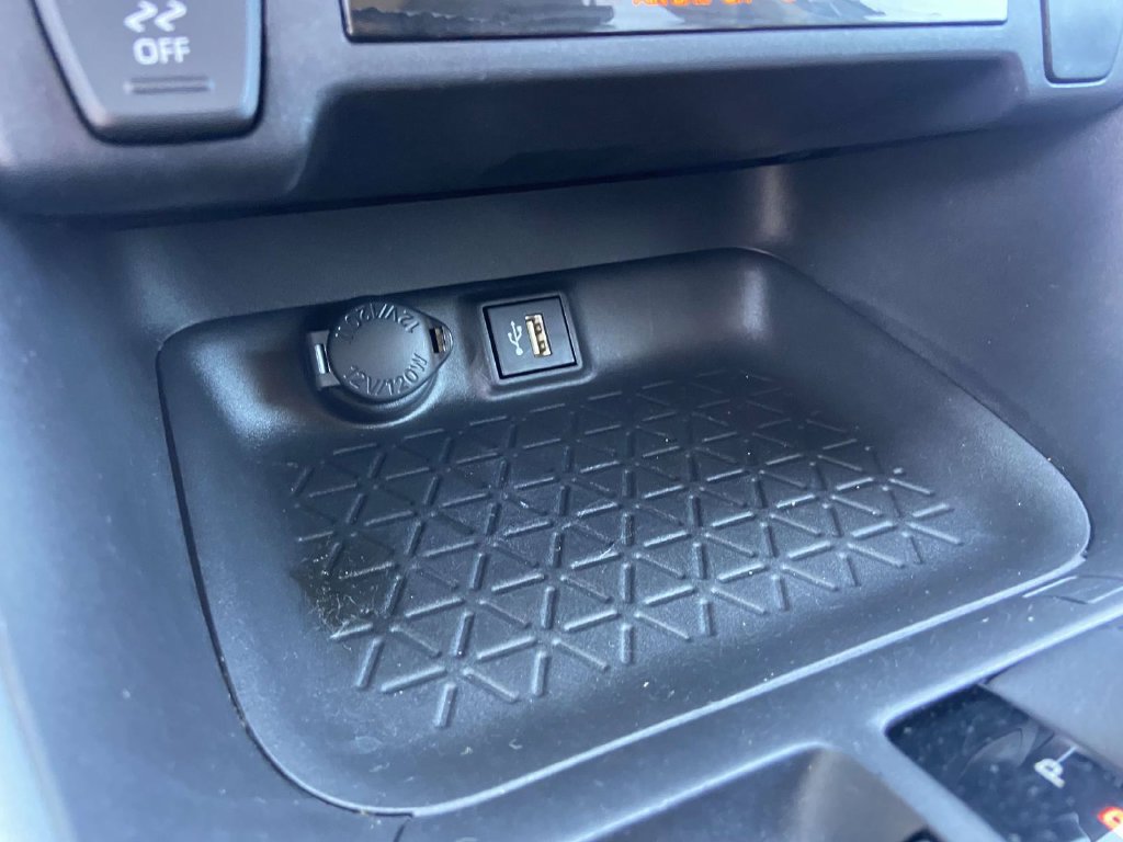 Used 2023 Toyota RAV4 LE FWD image 20