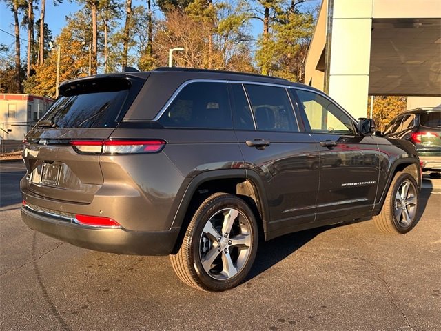 Used 2024 Jeep Grand Cherokee Limited 4xe image 3