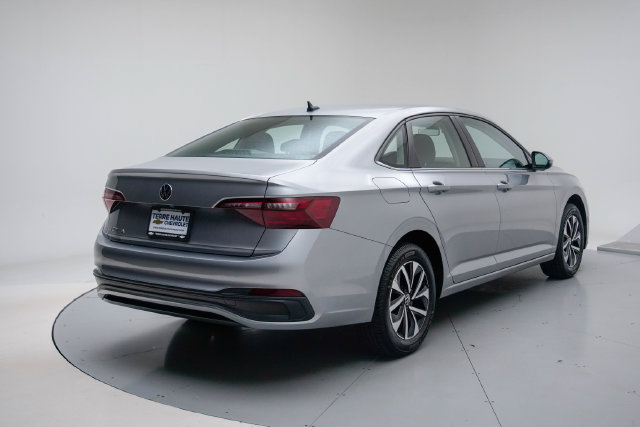 Used 2022 Volkswagen Jetta S FWD image 6