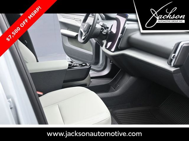 Used 2026 Volvo EX30 Cross Country Ultra w/ Protection Package Premier image 26