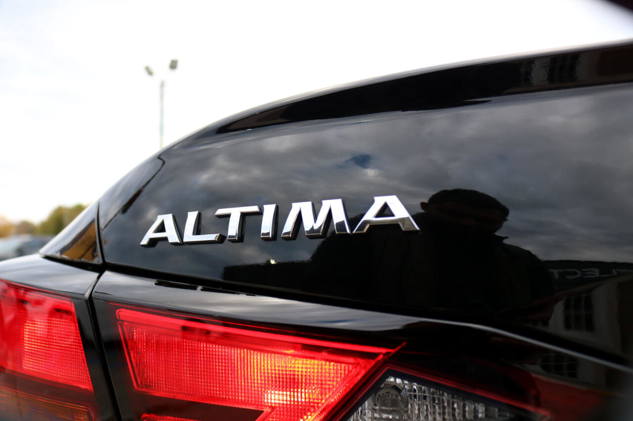 Used 2021 Nissan Altima 2.5 SR image 13
