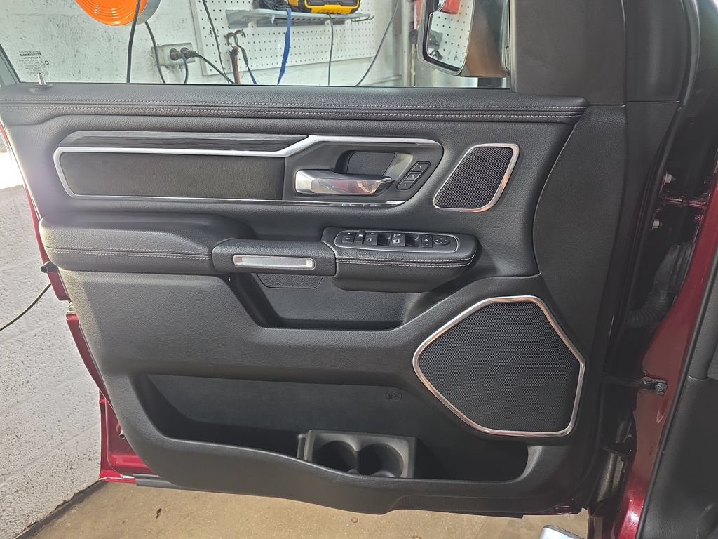 Used 2023 RAM 1500 Laramie AWD/4WD image 26