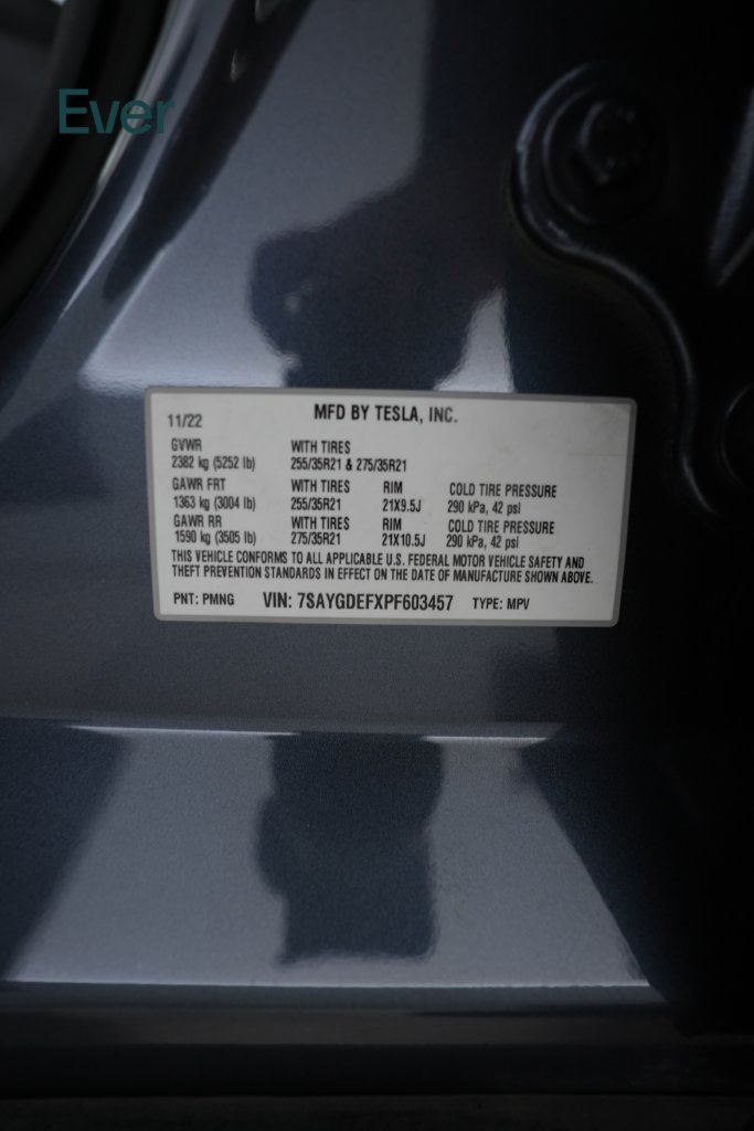 Used 2023 Tesla Model Y Performance AWD/4WD image 29