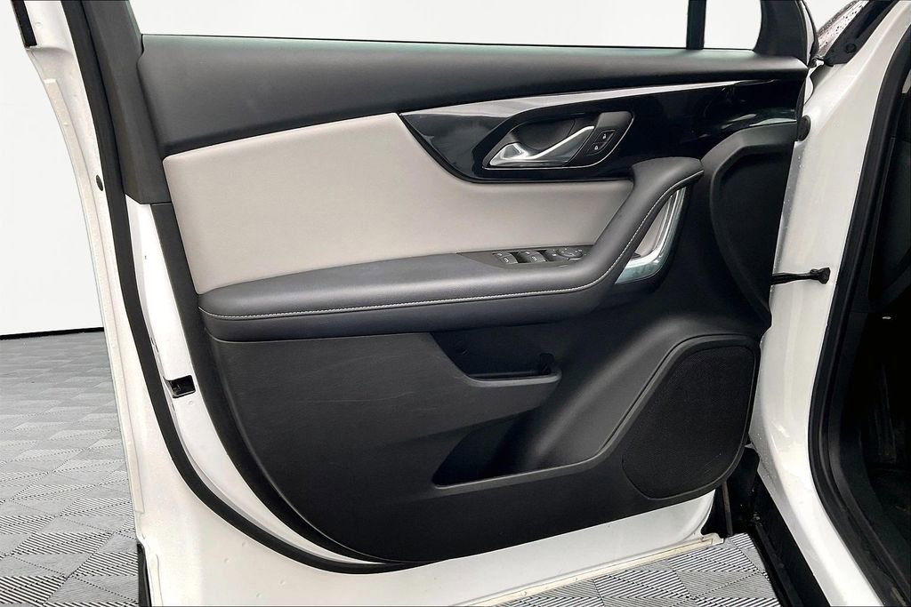 Used 2023 Chevrolet Blazer LT w/ Driver Confidence Package image 23