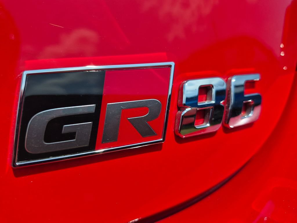Used 2023 Toyota GR86 RWD image 30