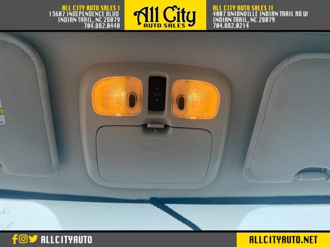 Used 2009 Ford Escape Limited FWD image 25