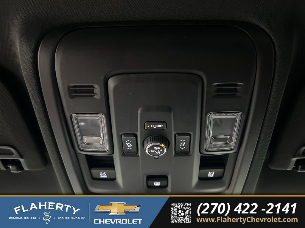Used 2025 Chevrolet Tahoe Z71 w/ Comfort Package image 33