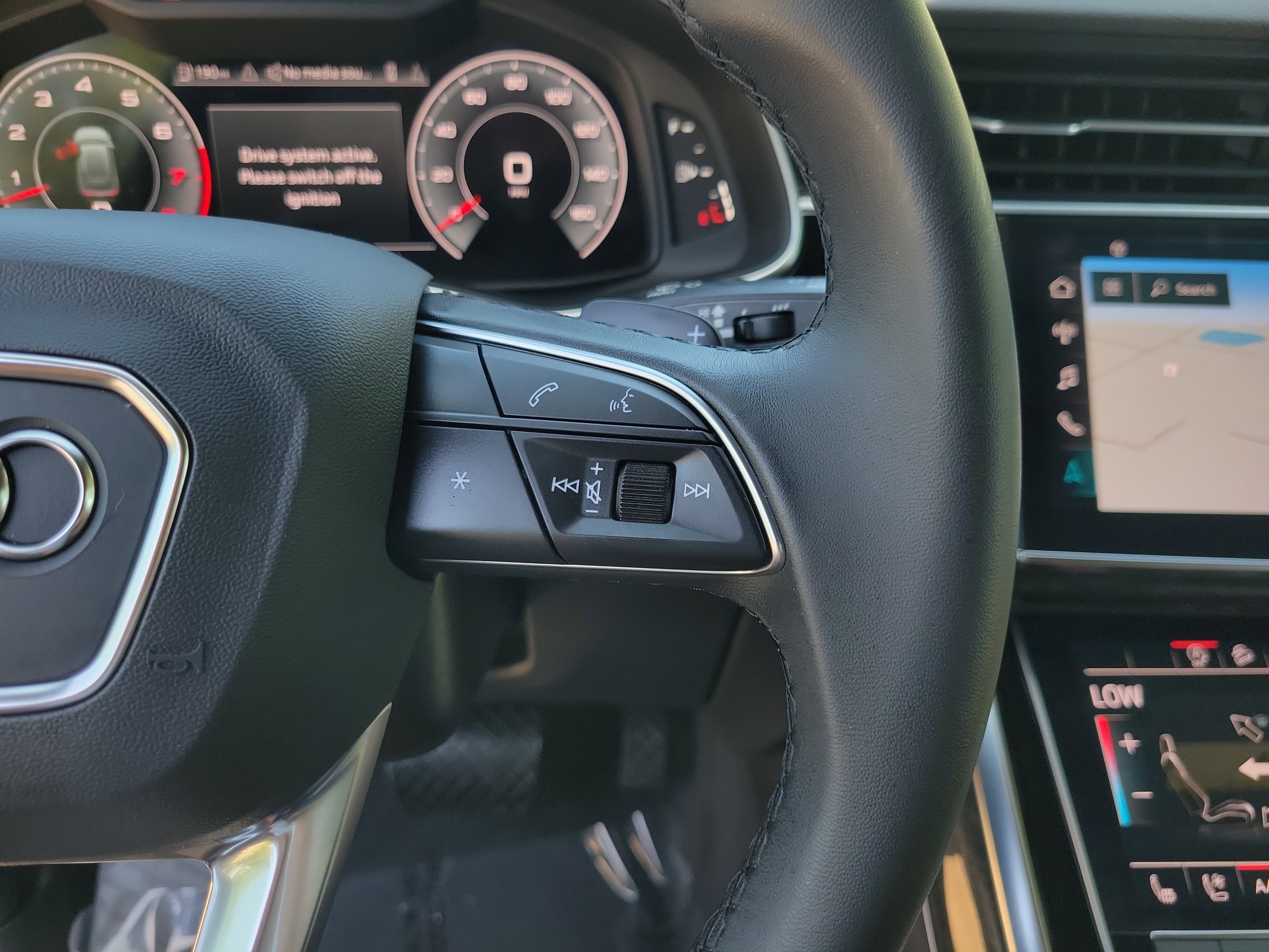 Certified 2023 Audi Q8 Premium Plus w/ Premium Plus Package image 29