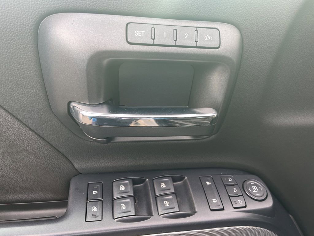 Used 2018 Chevrolet Silverado 2500 LTZ w/ Duramax Plus Package image 10