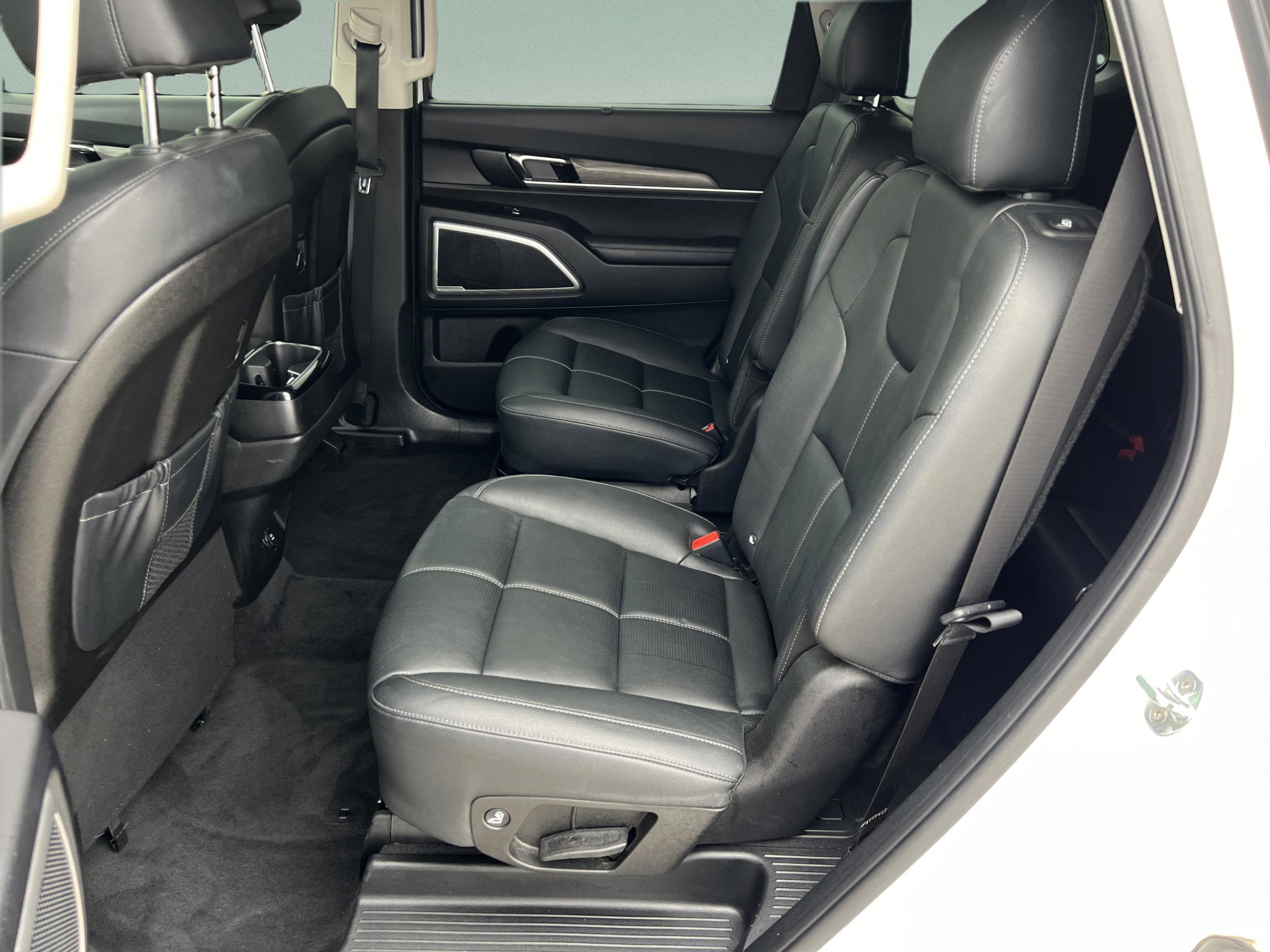 Used 2022 Kia Telluride EX w/ EX Premium Package AWD/4WD image 15