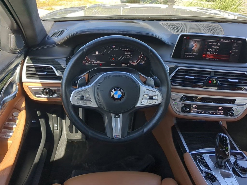 Used 2021 BMW 750i xDrive w/ Luxury Rear Seating Package image 17