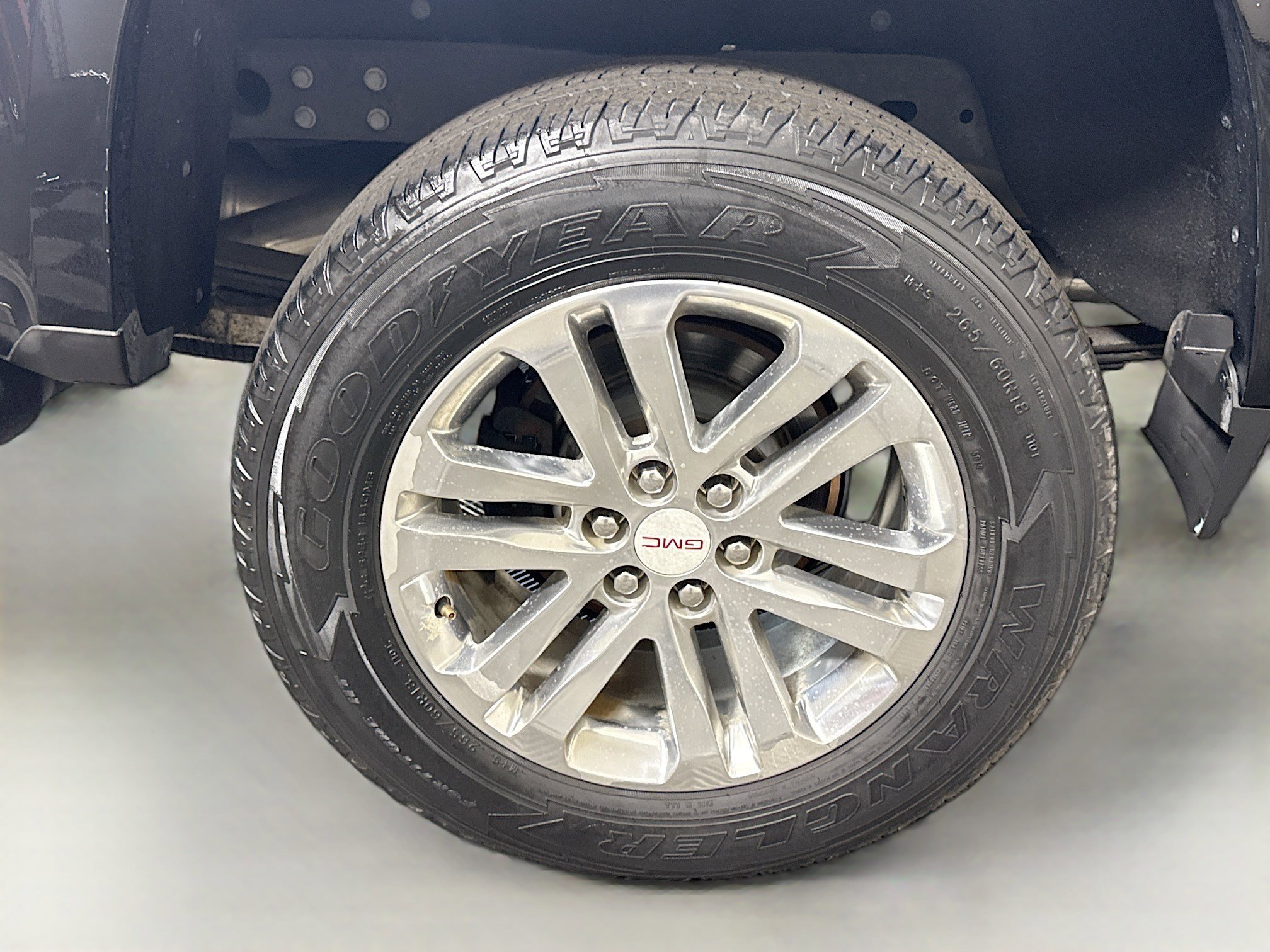 Used 2016 GMC Canyon SLT w/ Driver Alert Package image 32