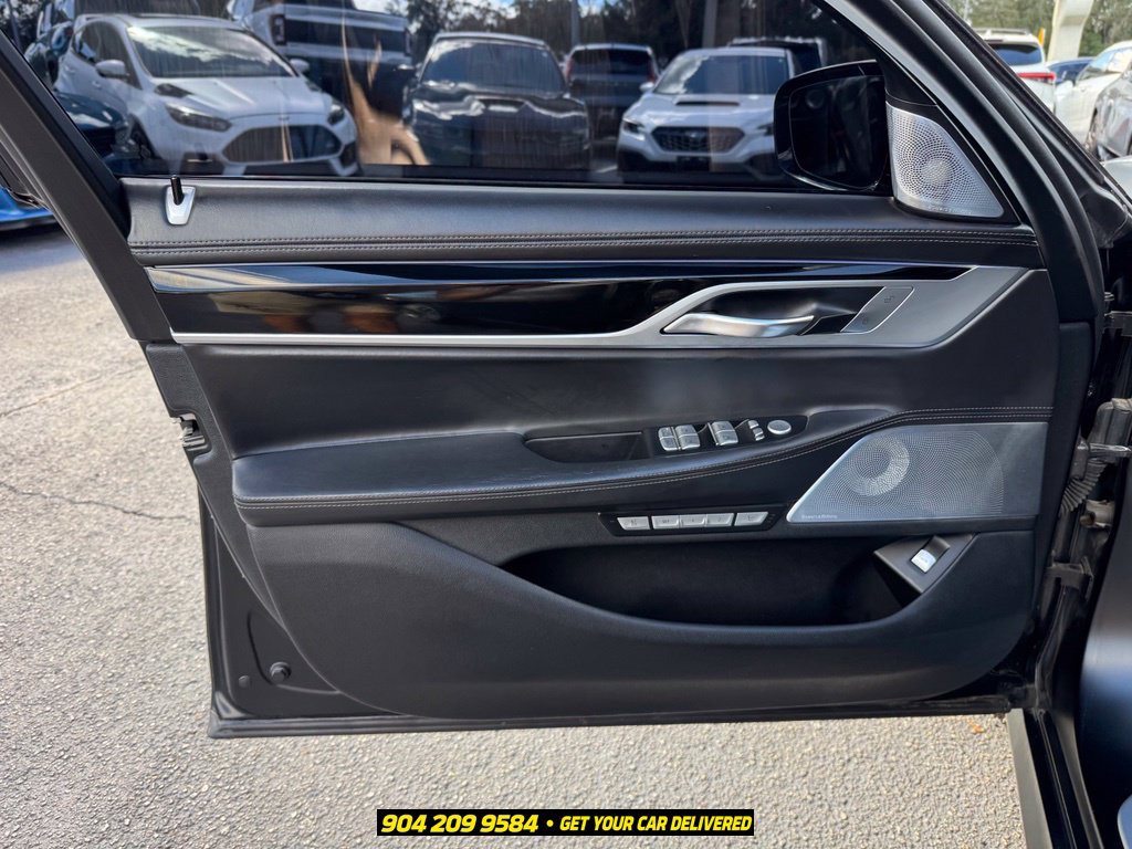 Used 2018 BMW M760i xDrive AWD/4WD image 22