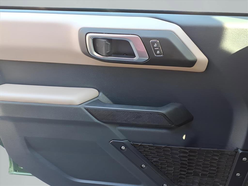 Used 2023 Ford Bronco Big Bend image 18
