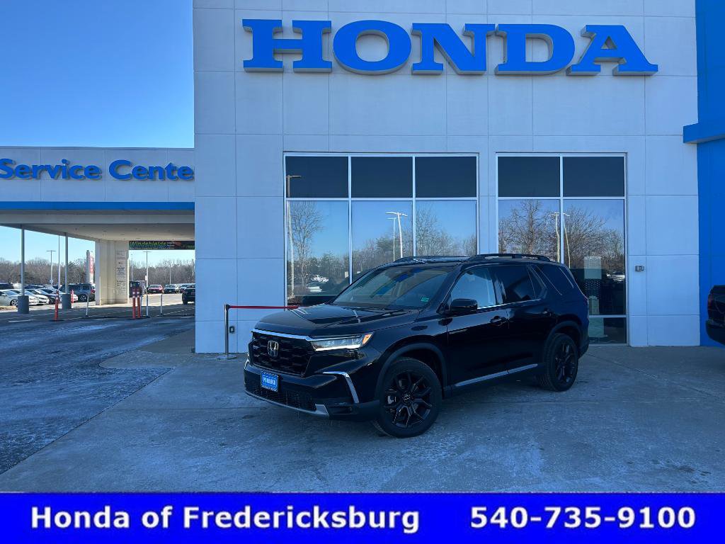 Certified 2025 Honda Pilot Touring