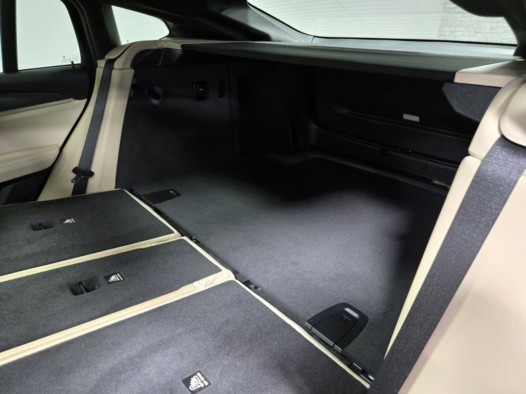 Used 2023 BMW X4 xDrive30i w/ M Sport Package image 40