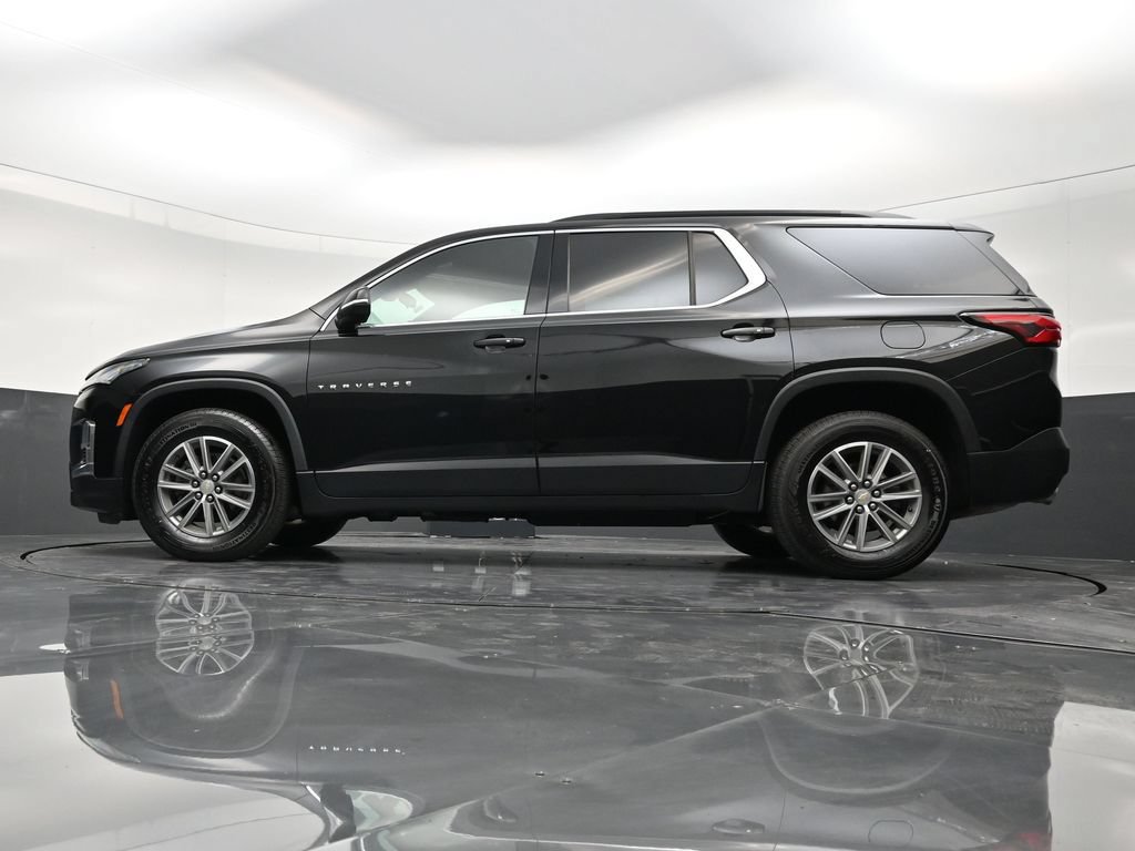 Used 2023 Chevrolet Traverse LT FWD image 18