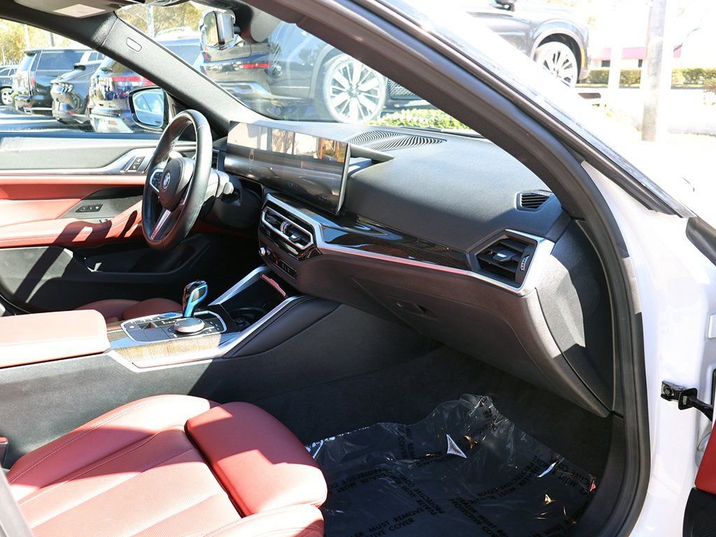Used 2023 BMW i4 eDrive40 w/ M Sport Package image 28