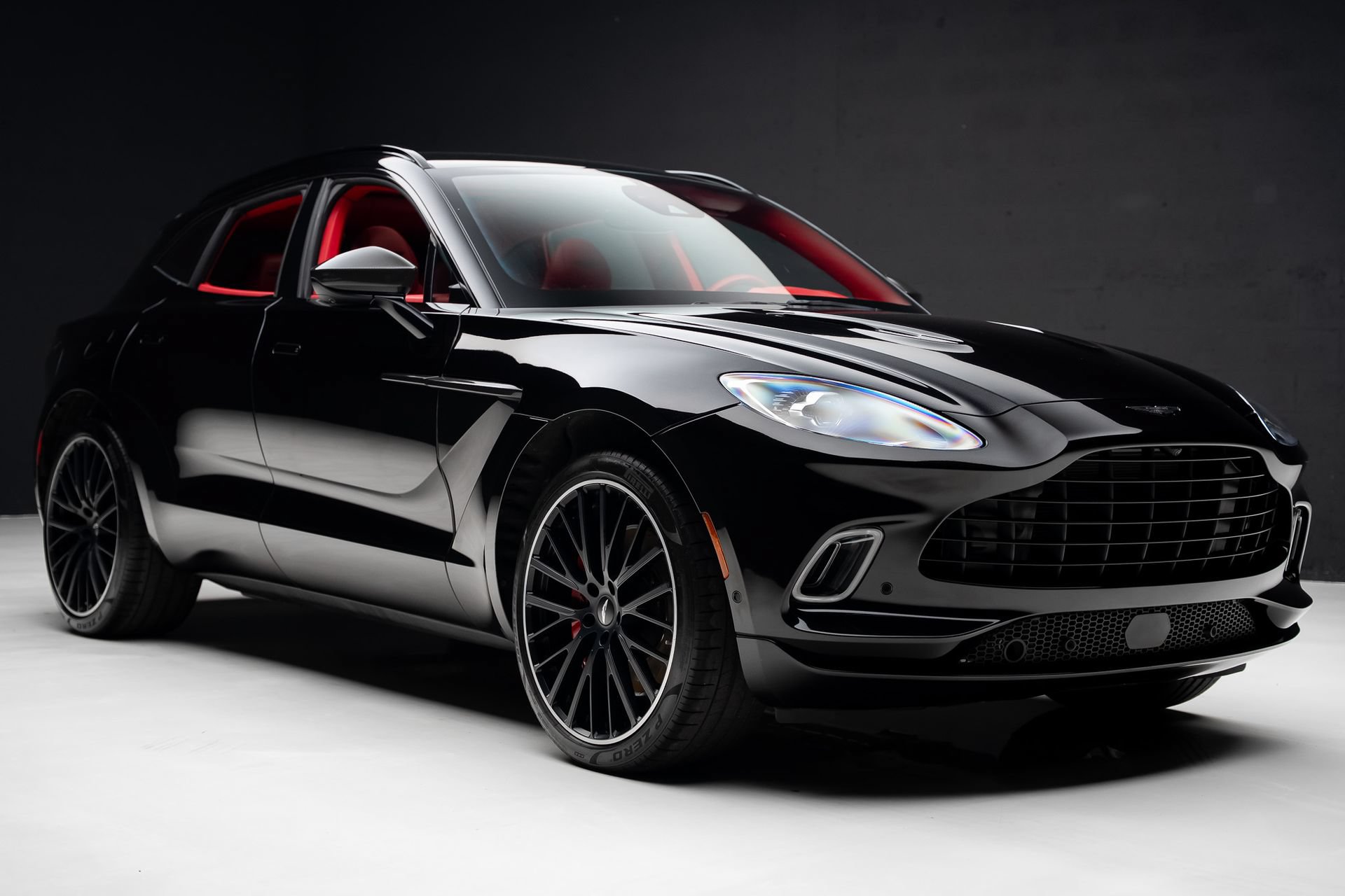 Used 2022 Aston Martin DBX AWD/4WD image 88