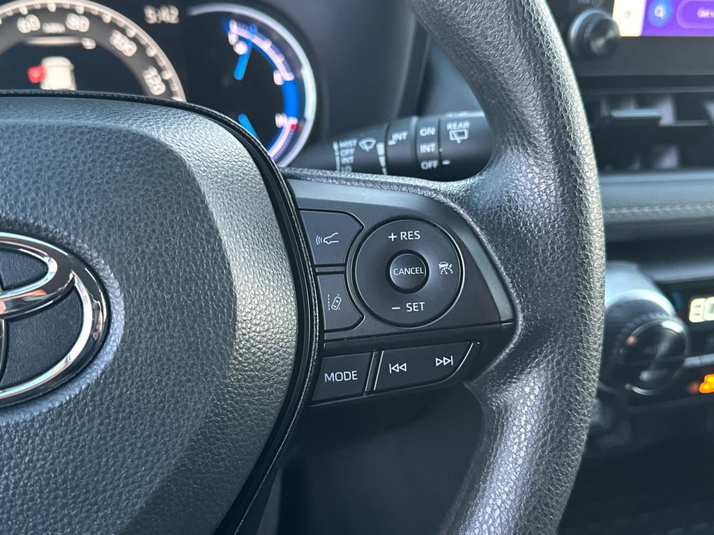 Certified 2025 Toyota RAV4 XLE image 25