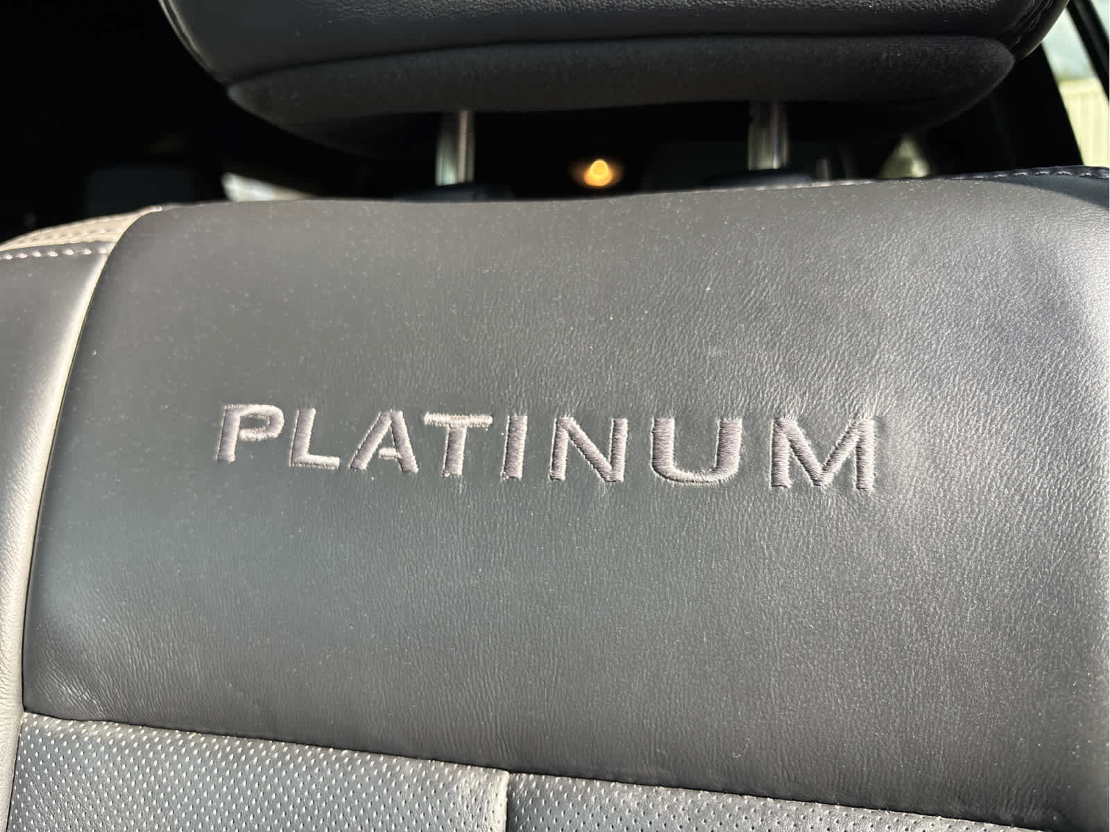 Used 2017 Ford Expedition EL Platinum image 11