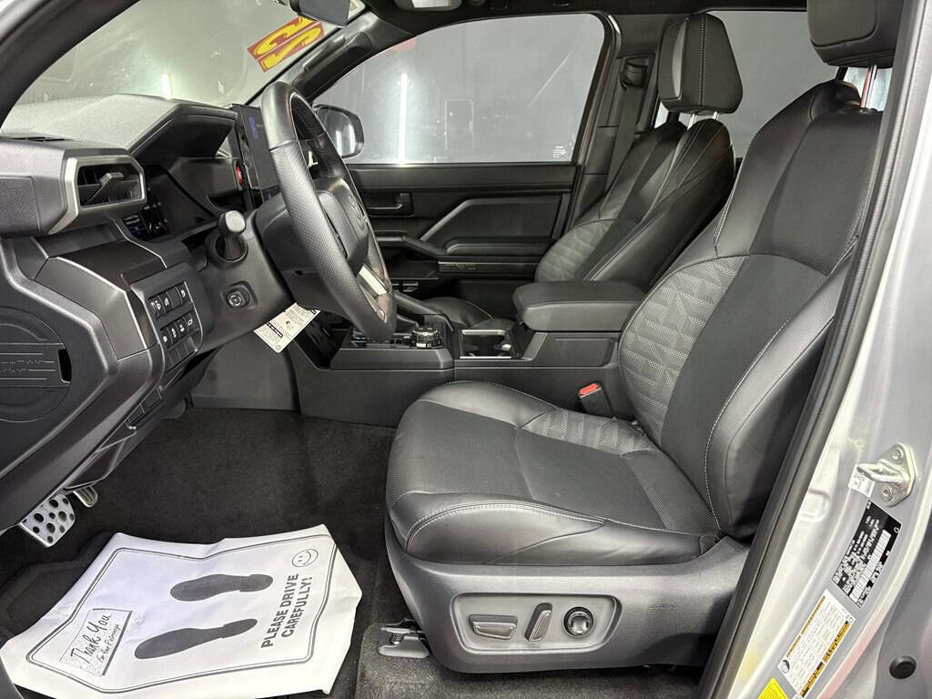 Used 2025 Toyota 4Runner TRD Sport Premium image 9