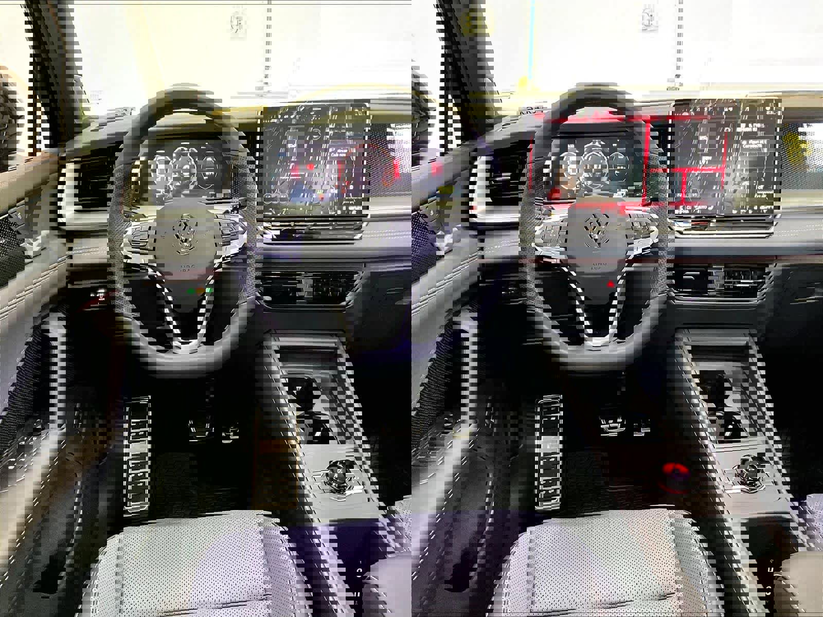 New 2026 Volkswagen Tiguan SE R-Line image 15