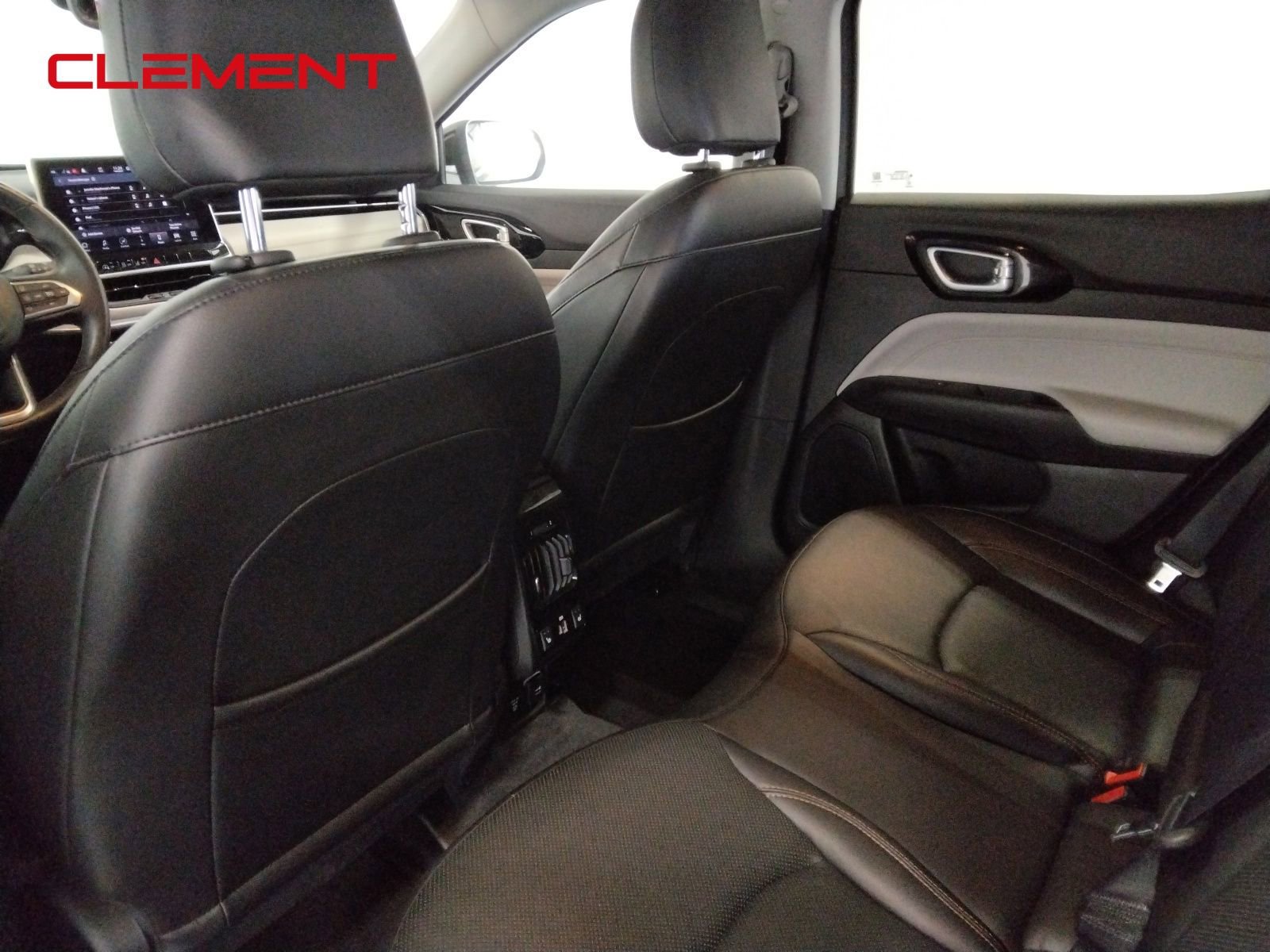 Used 2022 Jeep Compass Limited w/ Elite Group image 38