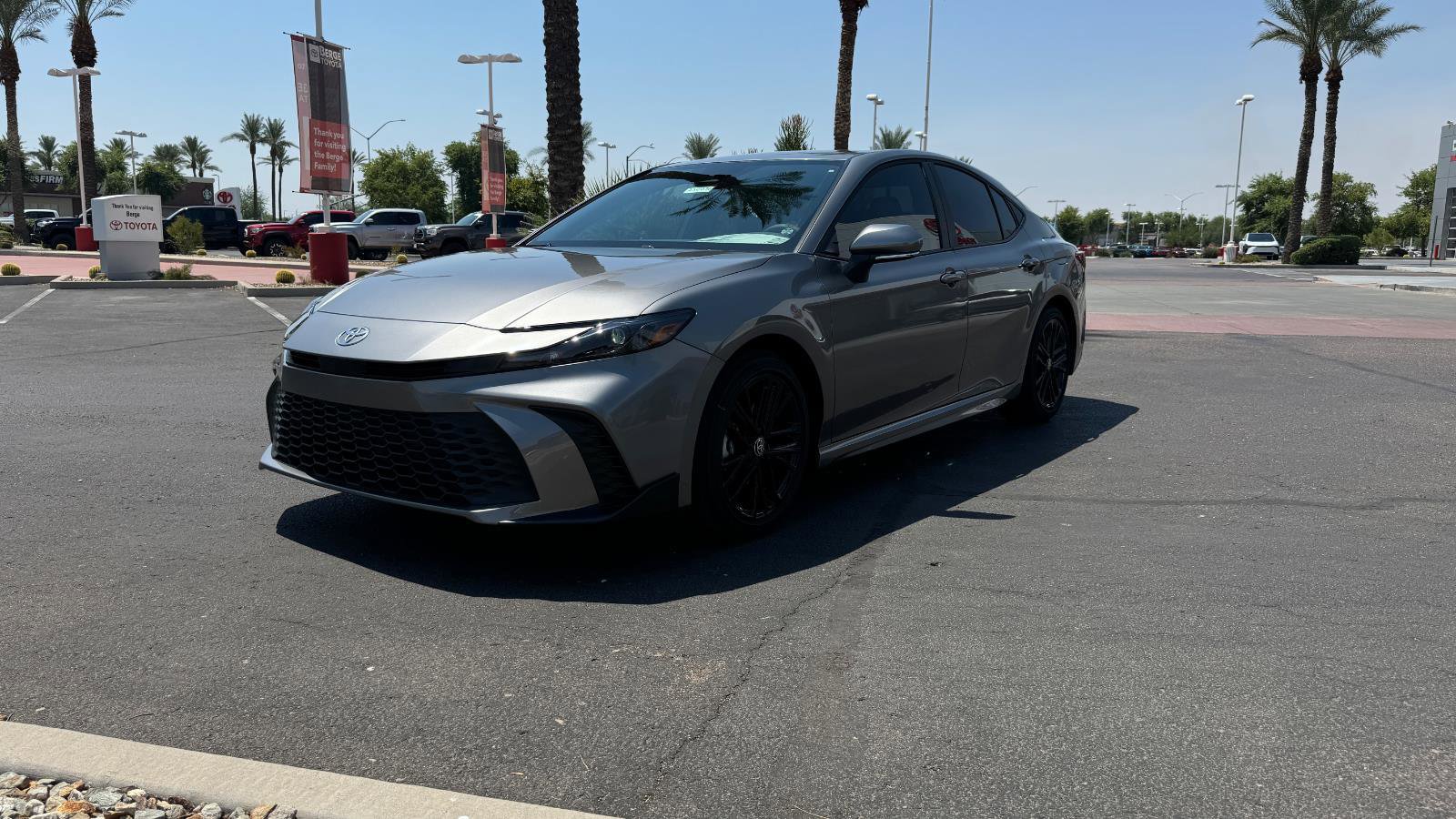 New 2026 Toyota Camry SE image 2